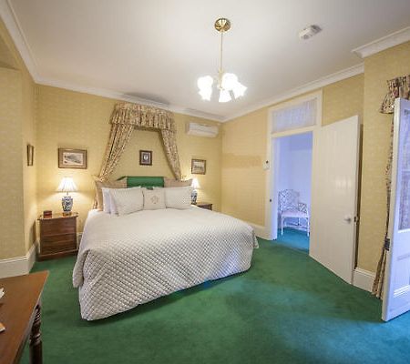 The Old George And Dragon Guesthouse Maitland Room photo
